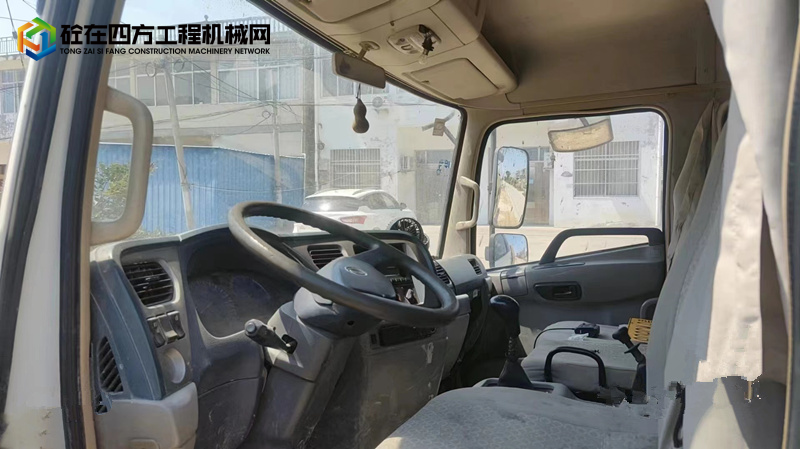 https://images.tongzsf.com/tong/truck_machine/20230706/164a6635fa4d98.jpg