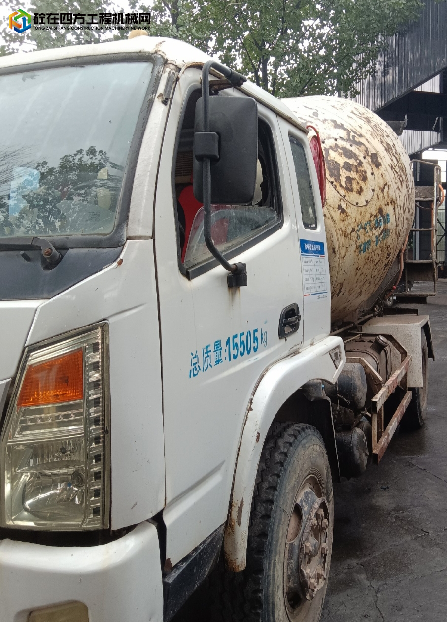 https://images.tongzsf.com/tong/truck_machine/20230708/164a959a1bf71e.jpg