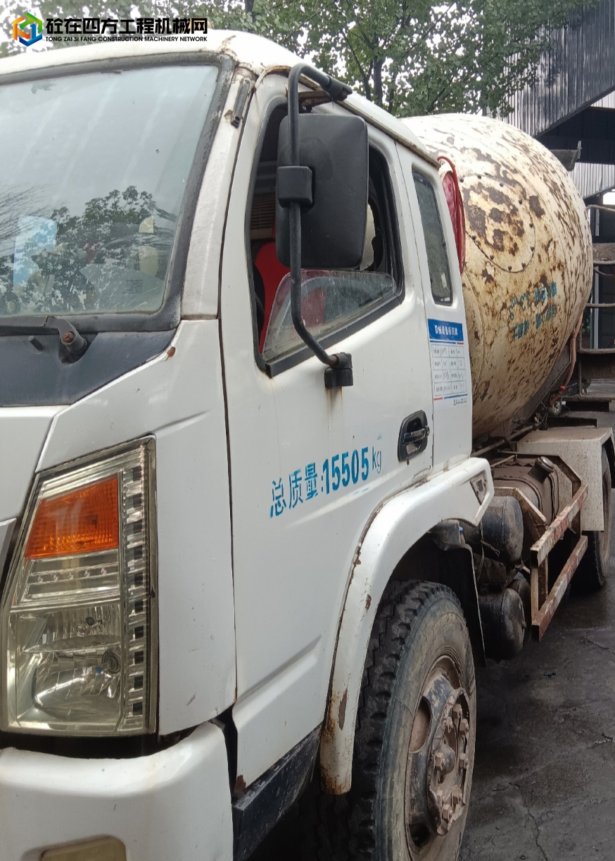 https://images.tongzsf.com/tong/truck_machine/20230708/164a95a91ca2d9.jpg