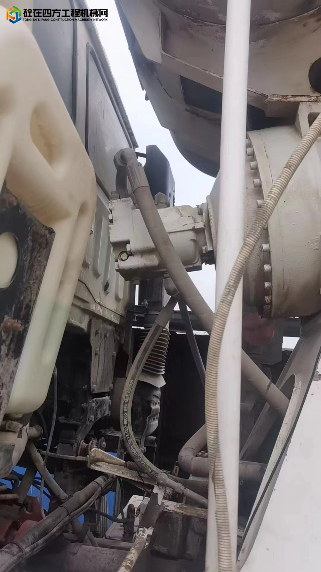 https://images.tongzsf.com/tong/truck_machine/20230714/164b0c792a8ba2.jpg