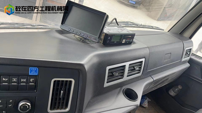 https://images.tongzsf.com/tong/truck_machine/20230719/164b7ac7166b65.jpg