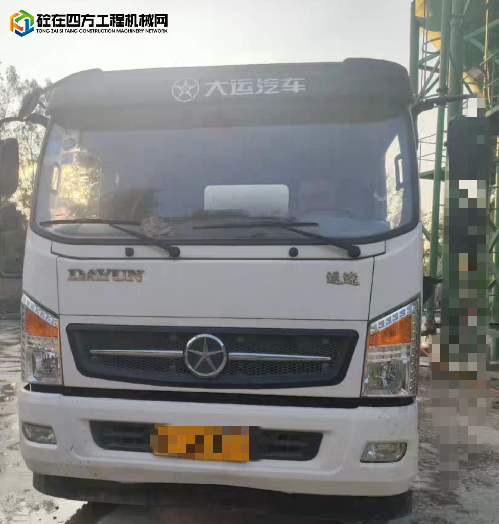 https://images.tongzsf.com/tong/truck_machine/20230724/164be256fb5d1e.jpg