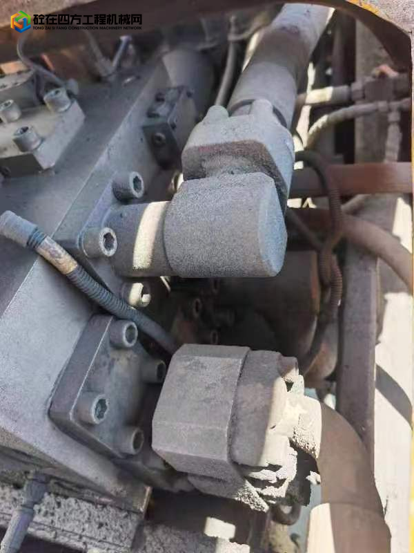 https://images.tongzsf.com/tong/truck_machine/20230727/164c1e642e5746.jpg