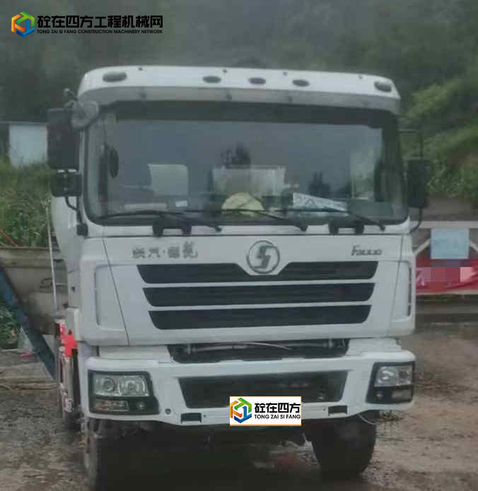 https://images.tongzsf.com/tong/truck_machine/20230727/164c21e4d20c03.jpg