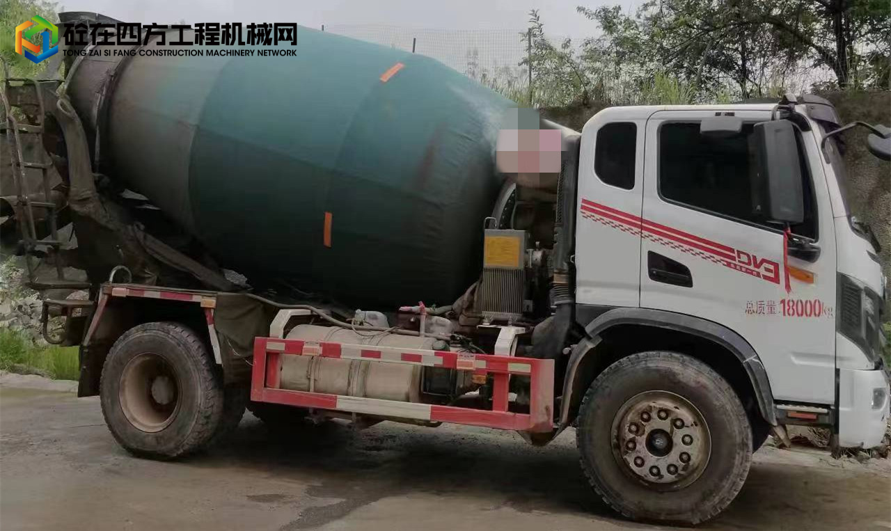 https://images.tongzsf.com/tong/truck_machine/20230728/164c33b4f97349.jpg
