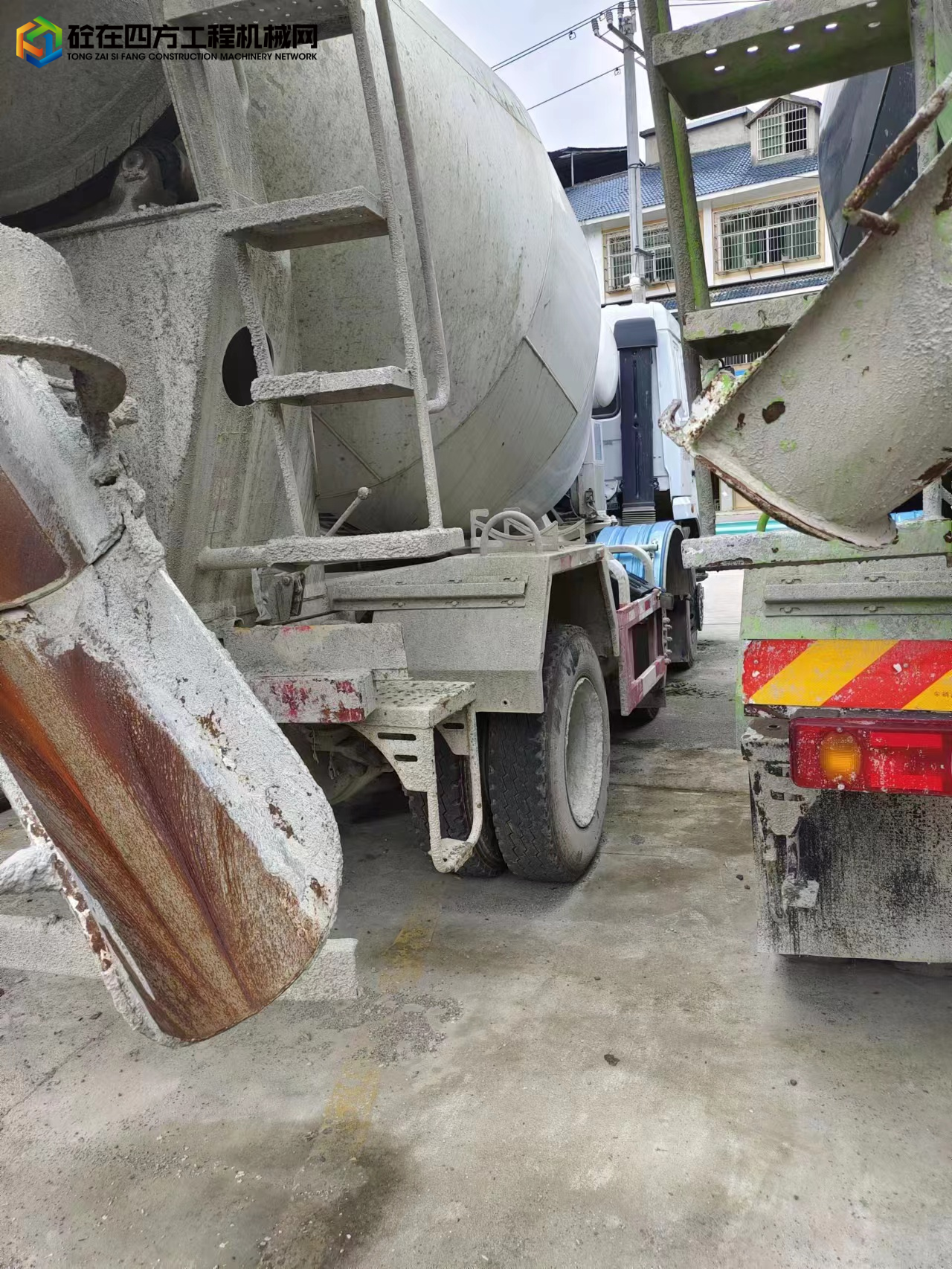 https://images.tongzsf.com/tong/truck_machine/20230802/164c9b9f2e9033.jpg