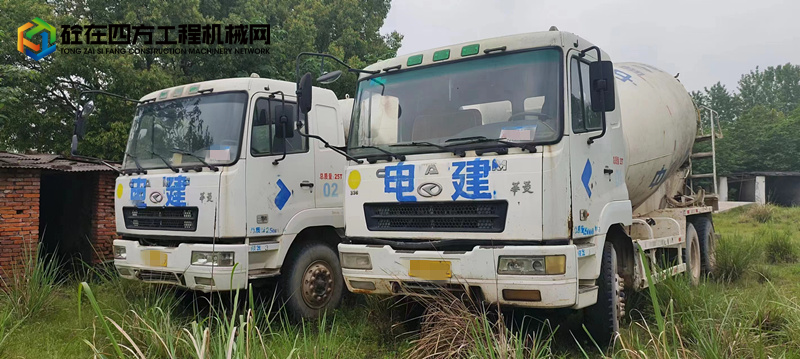 https://images.tongzsf.com/tong/truck_machine/20230803/164cb49cd115ea.jpg