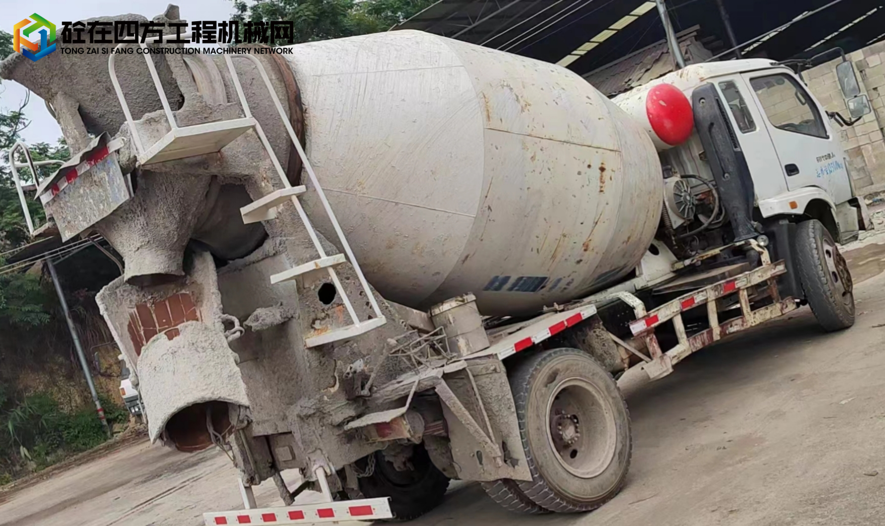 https://images.tongzsf.com/tong/truck_machine/20230804/164cc67fba6b22.jpg