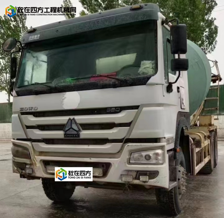 https://images.tongzsf.com/tong/truck_machine/20230814/164d9edf3dc04e.jpg