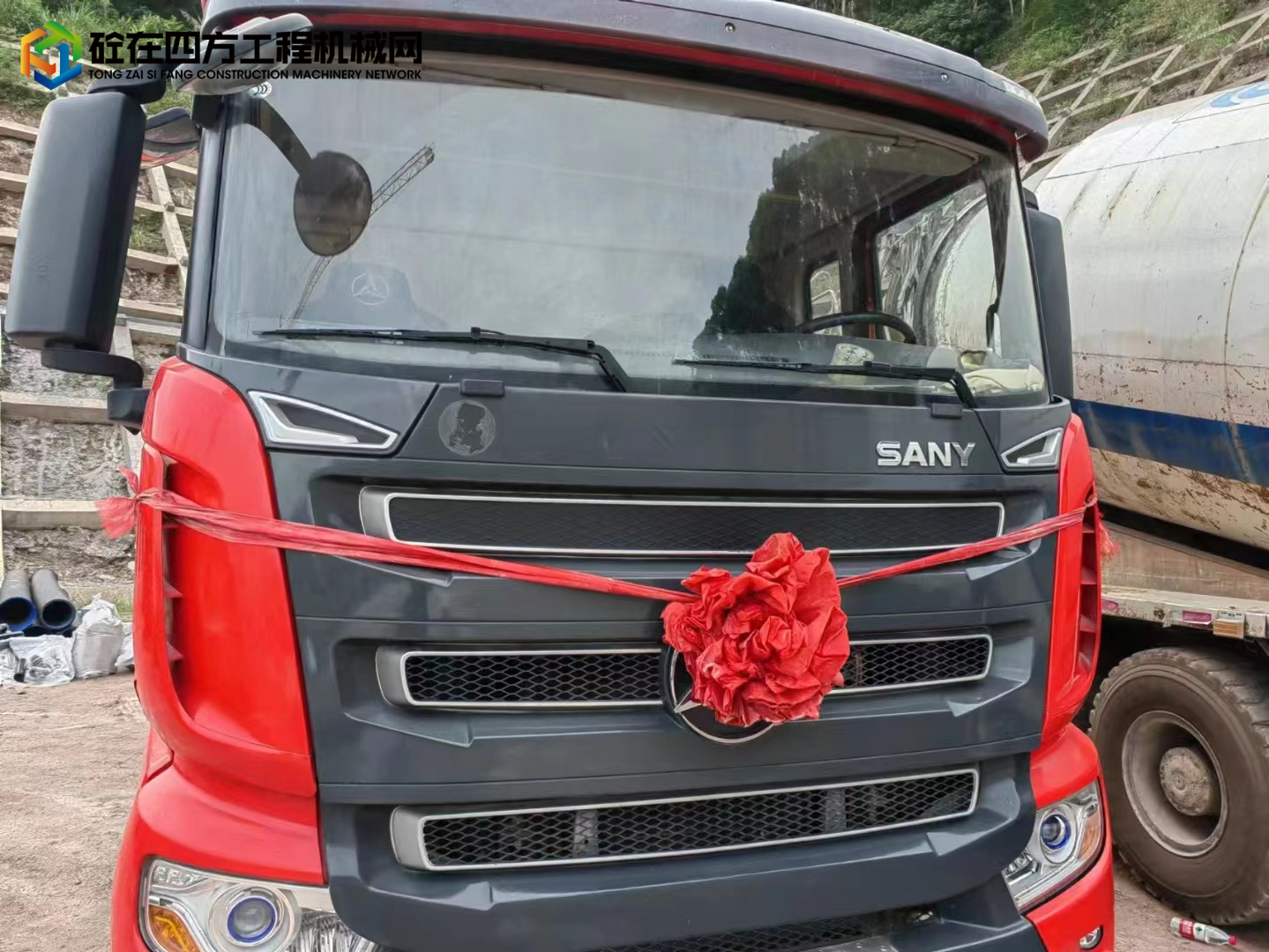 https://images.tongzsf.com/tong/truck_machine/20230815/164dacf4f88a98.jpg