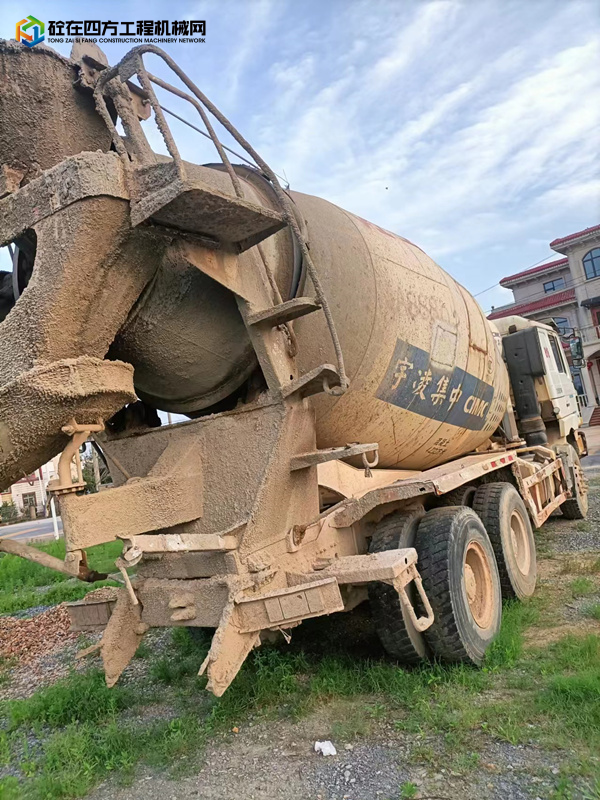 https://images.tongzsf.com/tong/truck_machine/20230815/164db295579b1f.jpg