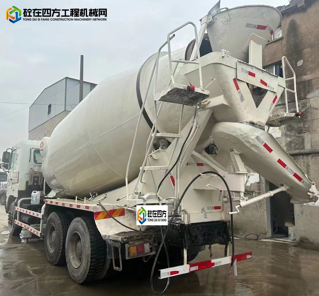 https://images.tongzsf.com/tong/truck_machine/20230821/164e2fe2208c49.jpg