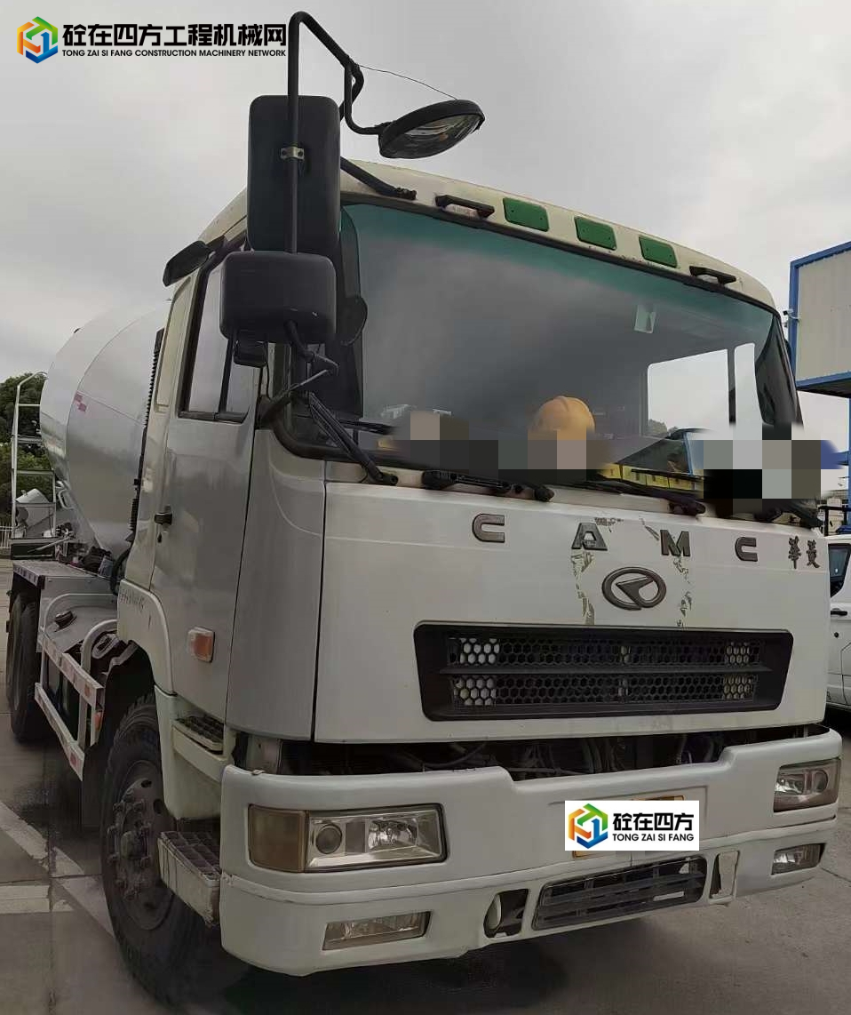 https://images.tongzsf.com/tong/truck_machine/20230822/164e4549bd4efc.jpg