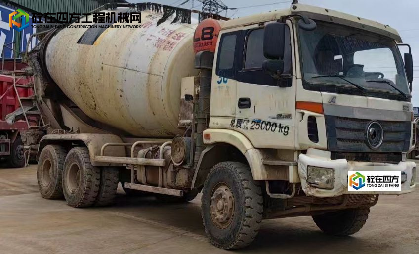 https://images.tongzsf.com/tong/truck_machine/20230823/164e57c6e75474.jpg