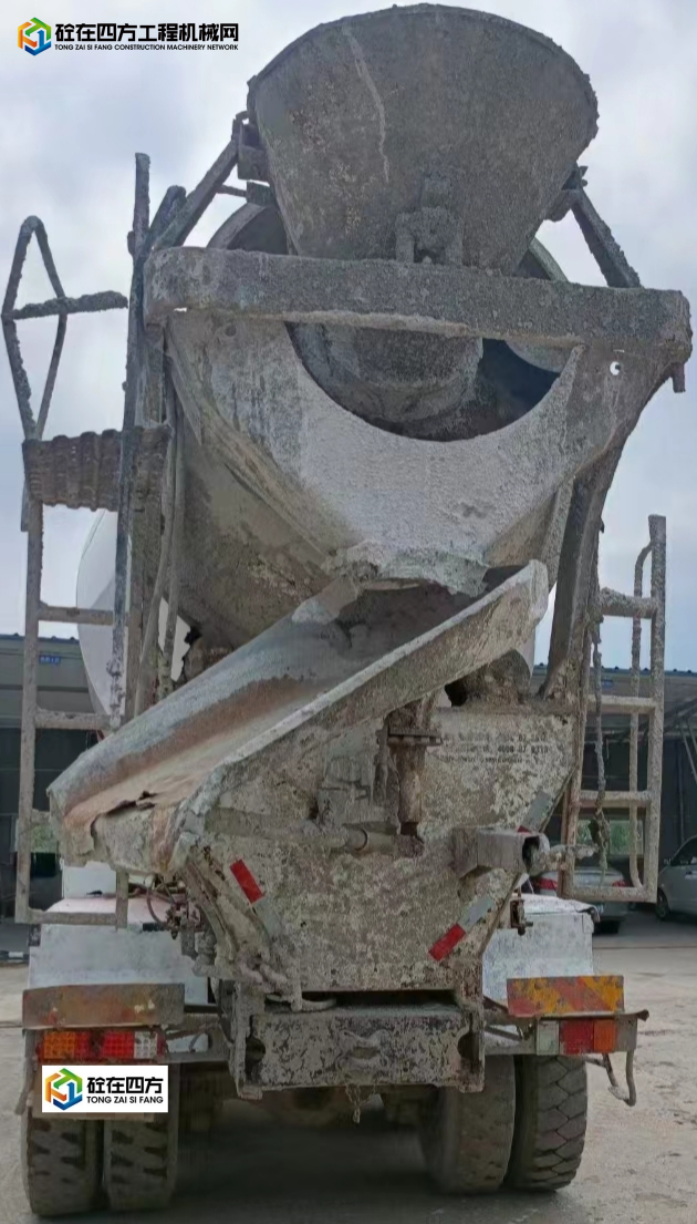 https://images.tongzsf.com/tong/truck_machine/20230829/164ed533b71cf6.jpg