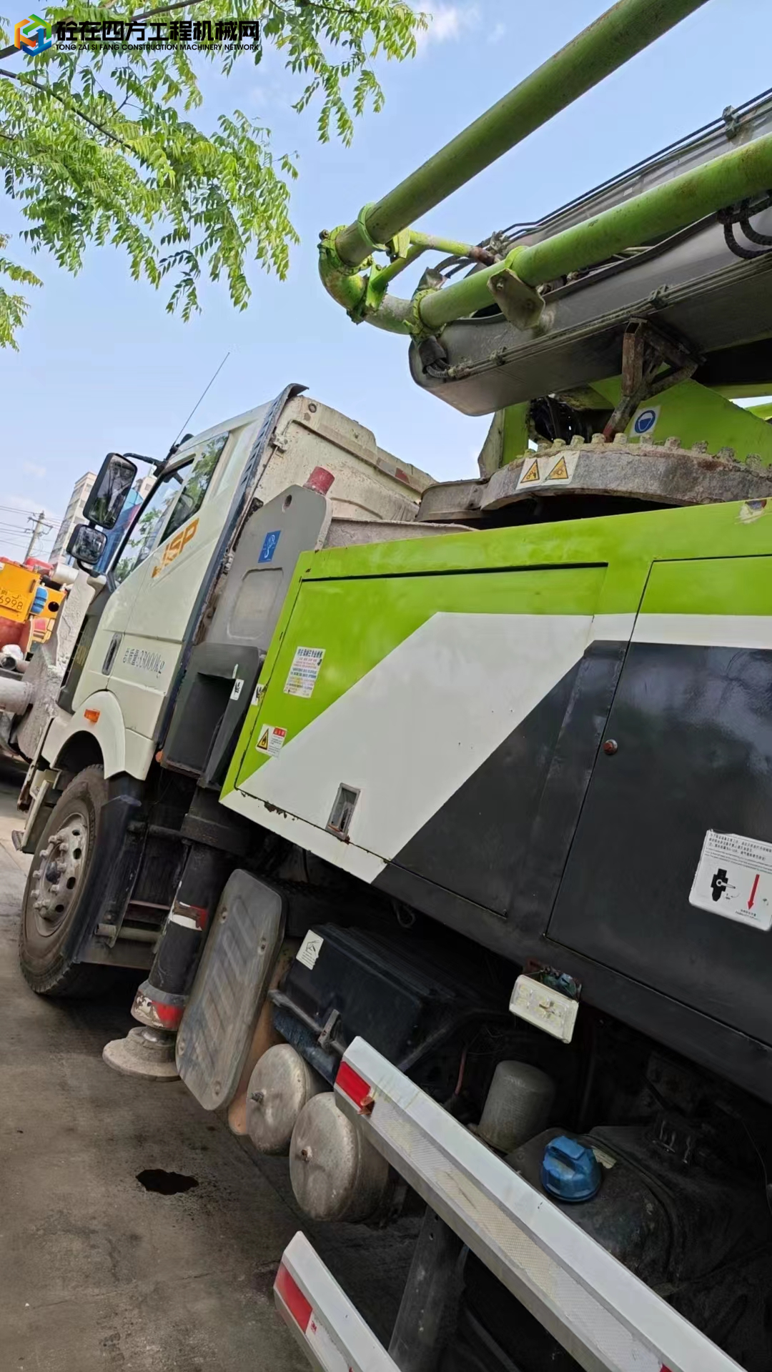 https://images.tongzsf.com/tong/truck_machine/20230829/164eda40065d47.jpg