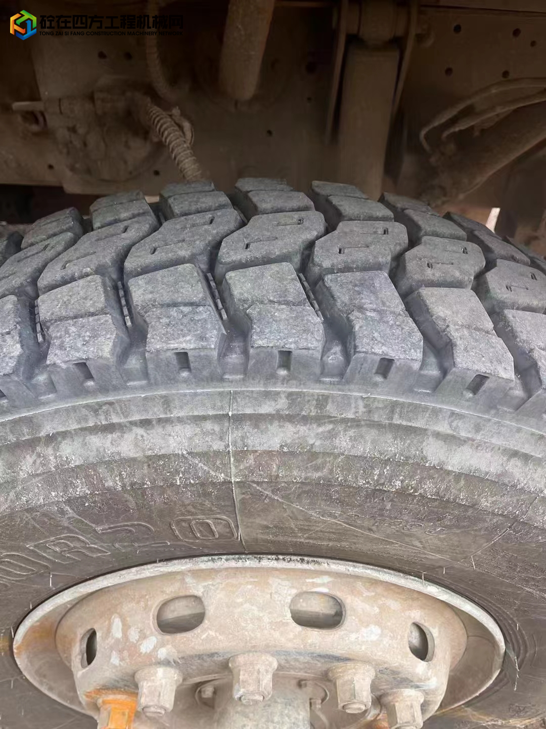 https://images.tongzsf.com/tong/truck_machine/20230830/164ee958c78bfa.jpg