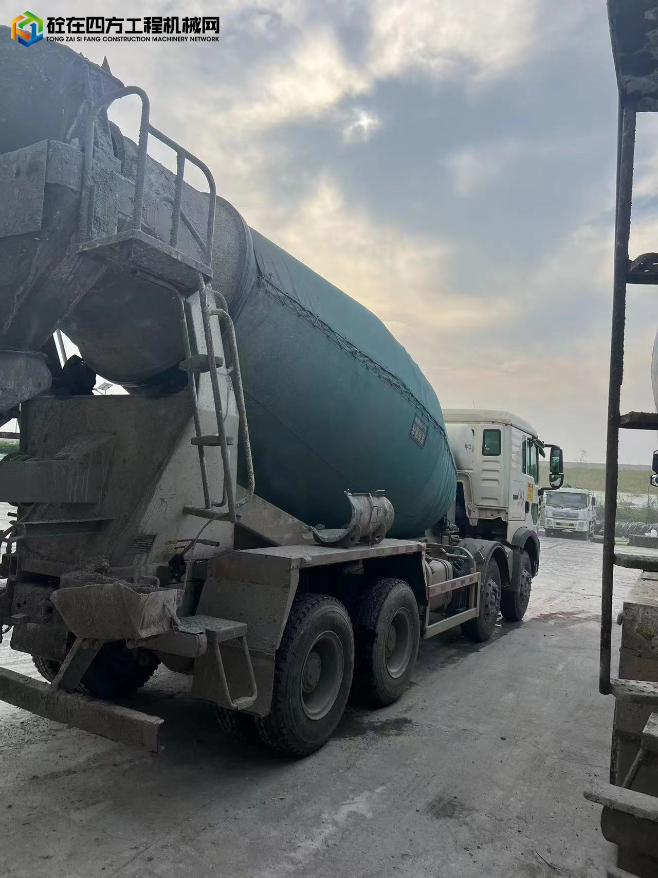 https://images.tongzsf.com/tong/truck_machine/20230904/164f53ead295eb.jpg