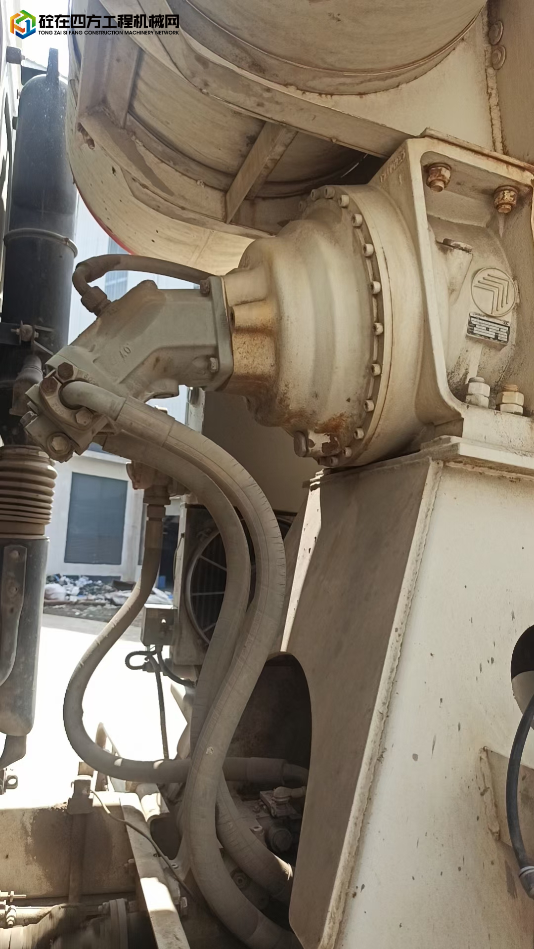 https://images.tongzsf.com/tong/truck_machine/20230904/164f5c80d9237e.jpg