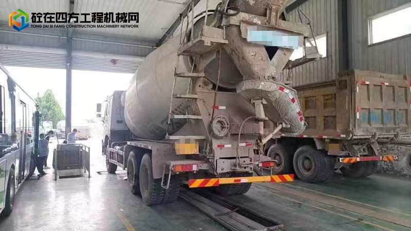 https://images.tongzsf.com/tong/truck_machine/20230911/164fec2b84c2c5.jpg