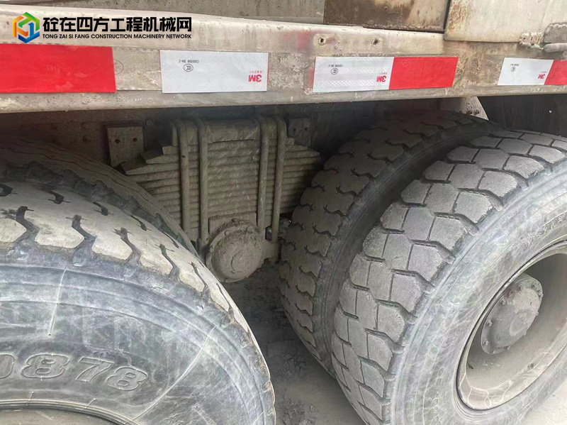 https://images.tongzsf.com/tong/truck_machine/20230911/164fec2bc7148a.jpg