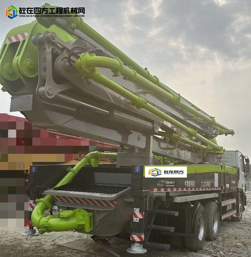 https://images.tongzsf.com/tong/truck_machine/20230914/165027e0e58277.jpg