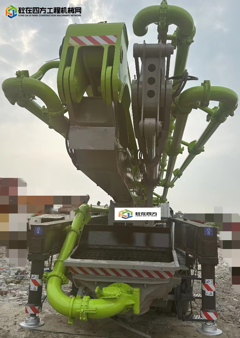 https://images.tongzsf.com/tong/truck_machine/20230914/165027e0fa5827.jpg