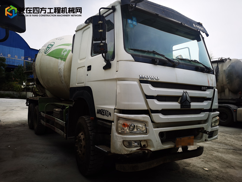 https://images.tongzsf.com/tong/truck_machine/20230918/165080daa812db.jpg