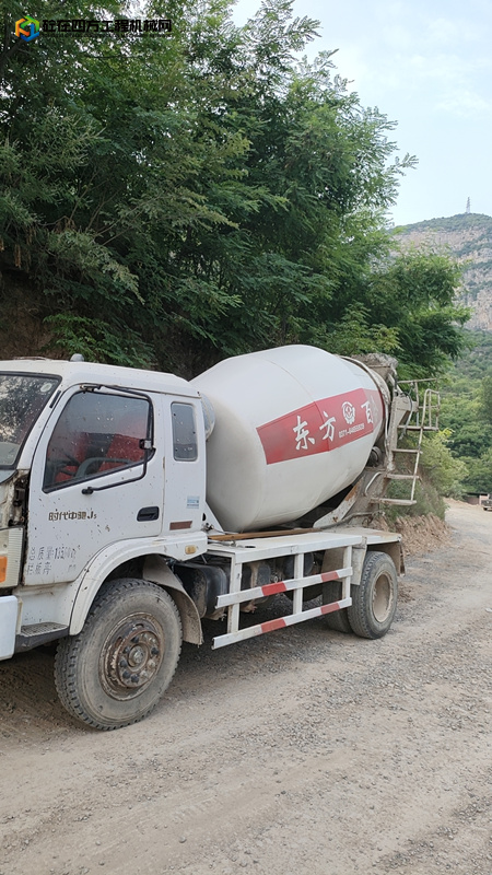 https://images.tongzsf.com/tong/truck_machine/20230920/1650ac05cbe2a8.jpg
