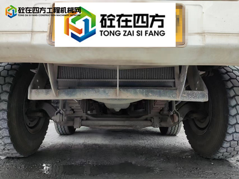 https://images.tongzsf.com/tong/truck_machine/20231008/165224acbeb7fd.jpg