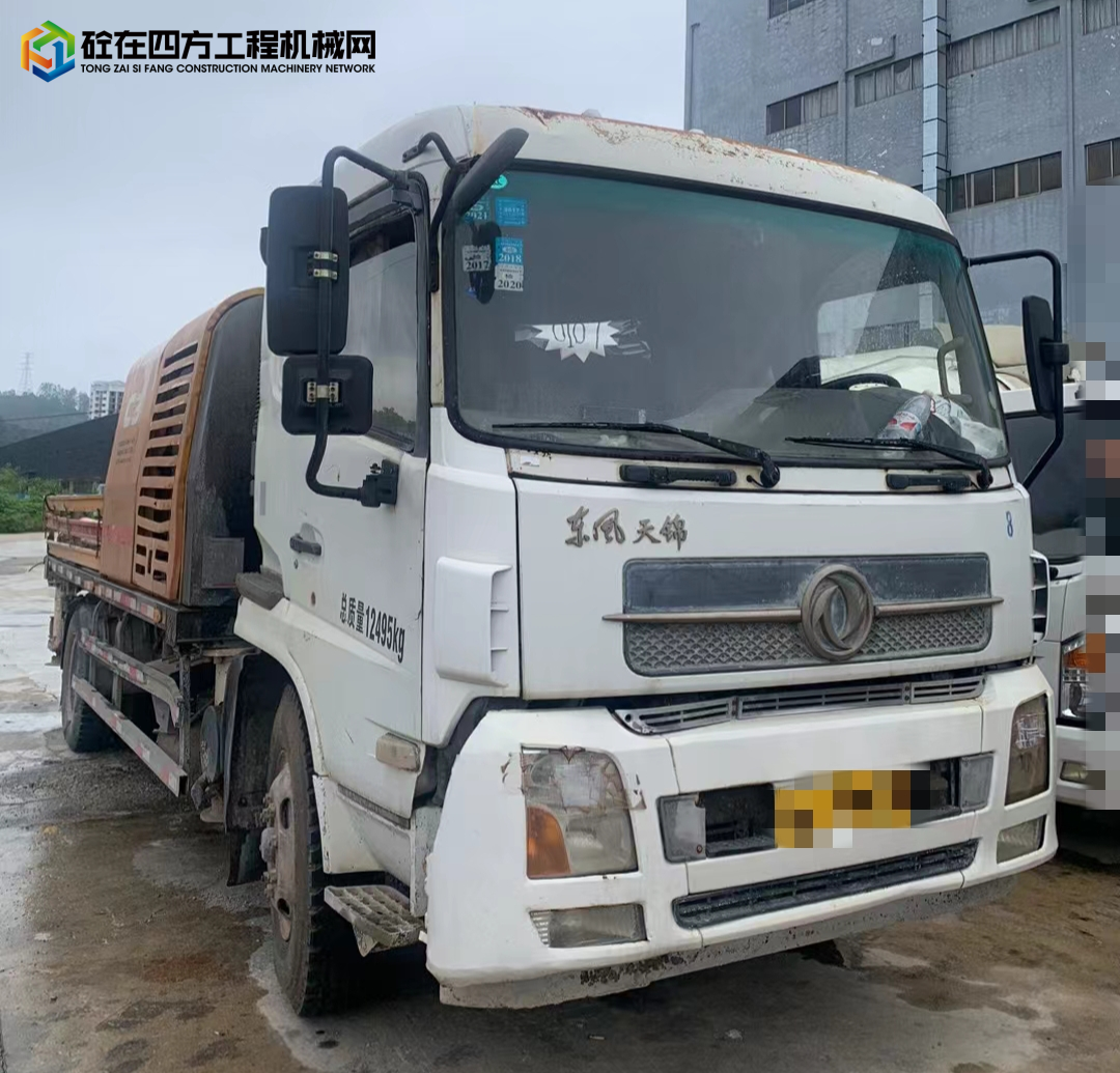 https://images.tongzsf.com/tong/truck_machine/20231010/16524a87a7ccd9.jpg