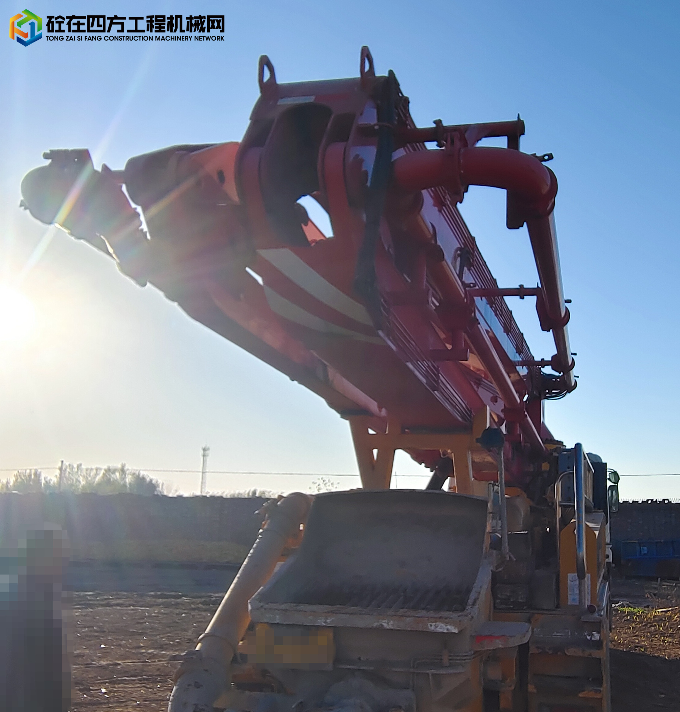 https://images.tongzsf.com/tong/truck_machine/20231012/165274d1f39bef.jpg