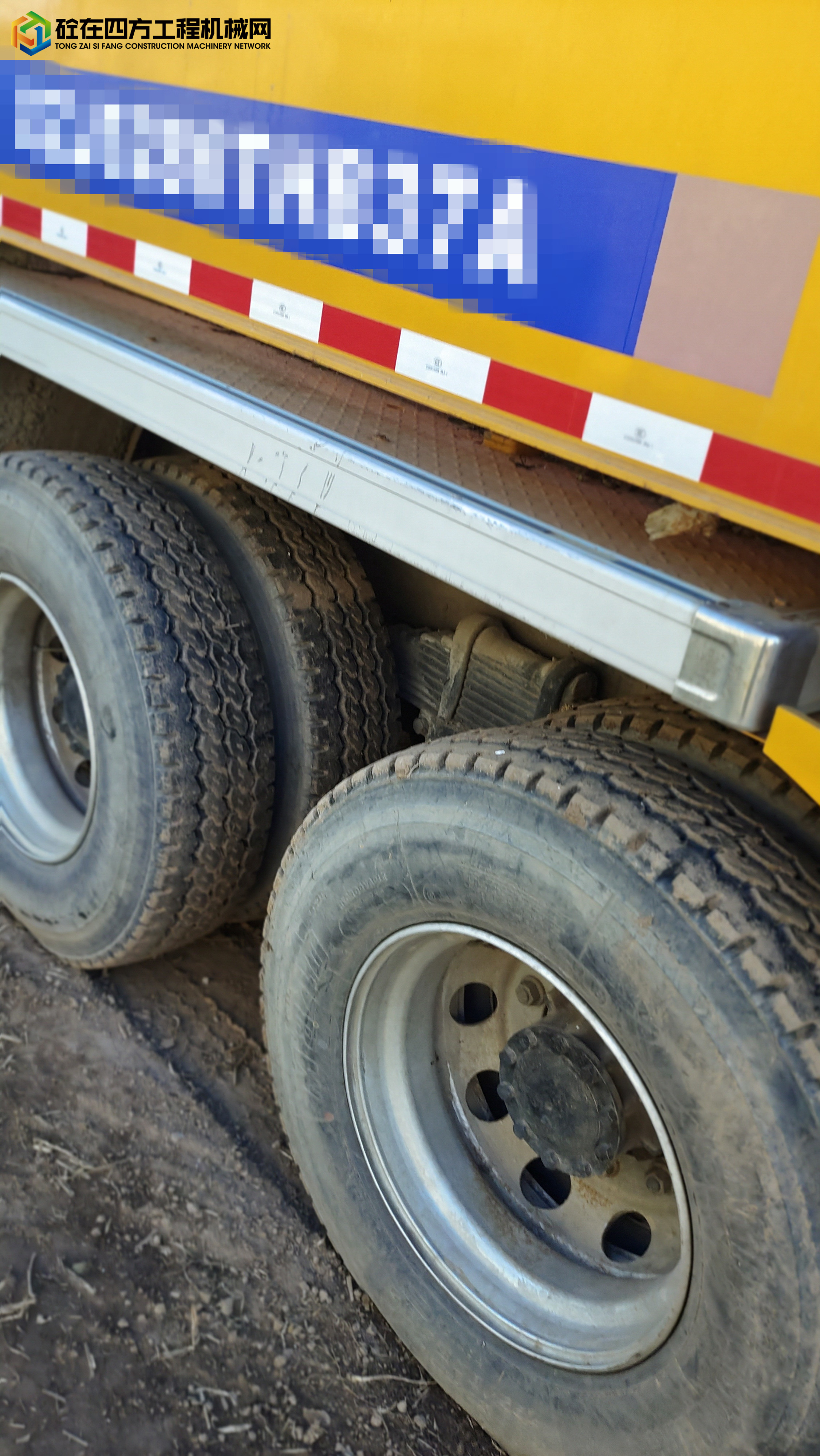 https://images.tongzsf.com/tong/truck_machine/20231012/165274d3e6f5a5.jpg