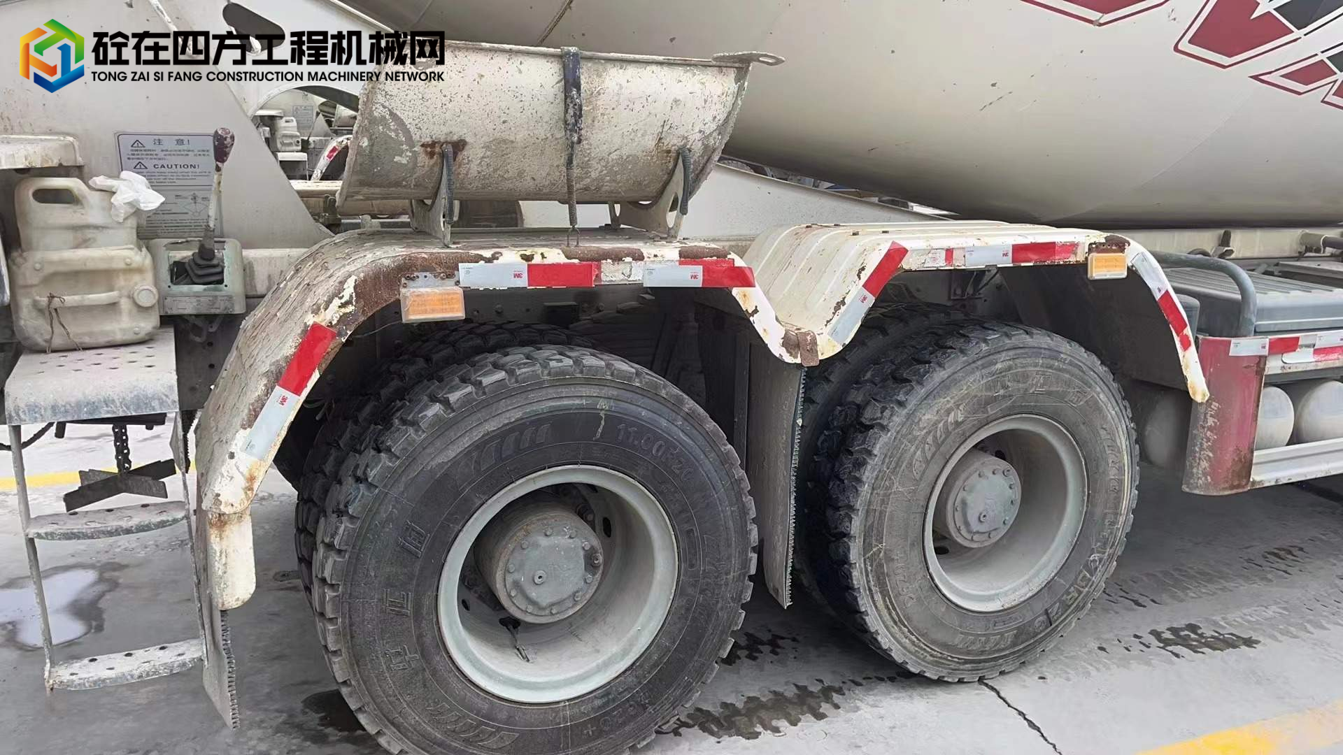 https://images.tongzsf.com/tong/truck_machine/20231013/16528d8dbf3e23.jpg