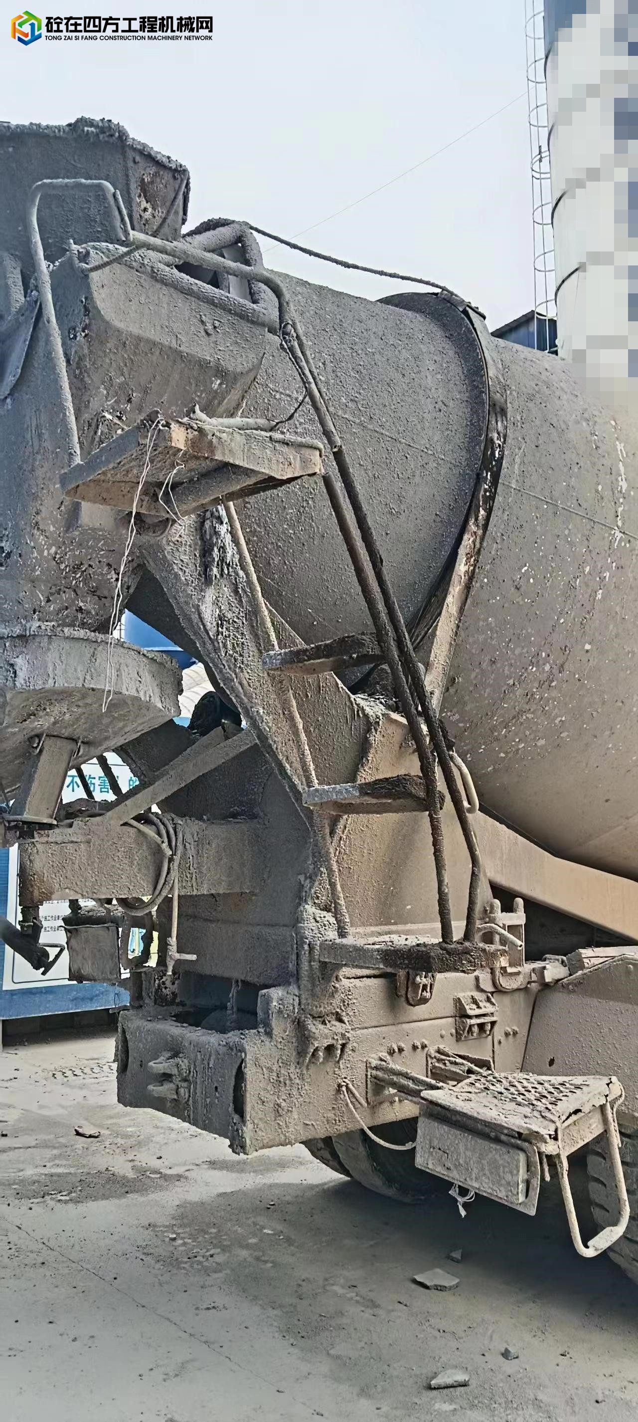 https://images.tongzsf.com/tong/truck_machine/20231013/16528e2f37055b.jpg
