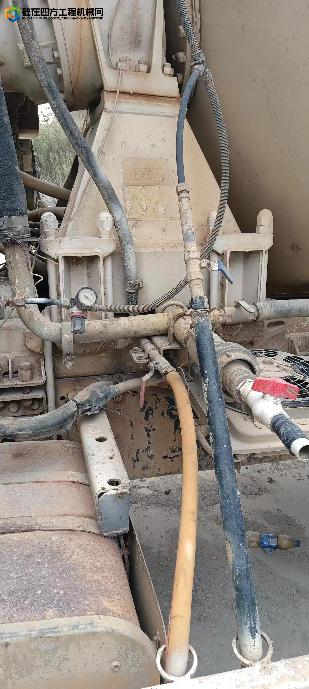 https://images.tongzsf.com/tong/truck_machine/20231013/16528e3004de07.jpg