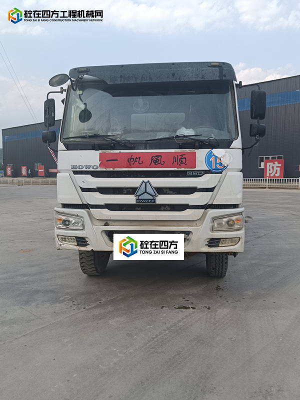 https://images.tongzsf.com/tong/truck_machine/20231016/1652c94da1f4b6.jpg