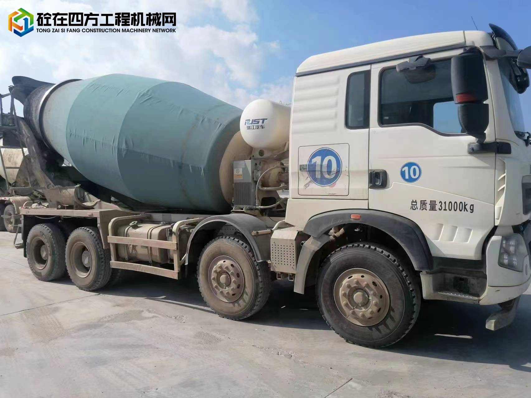 https://images.tongzsf.com/tong/truck_machine/20231019/16530ec93a07a4.jpg