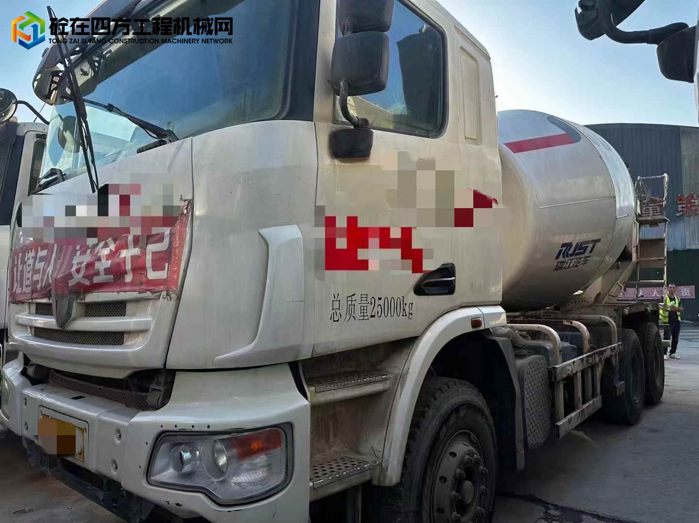 https://images.tongzsf.com/tong/truck_machine/20231024/165371df246b02.jpg