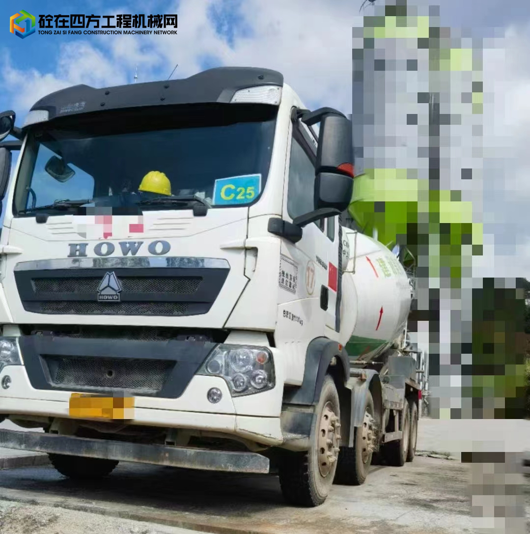 https://images.tongzsf.com/tong/truck_machine/20231025/16538c6cb72642.jpg