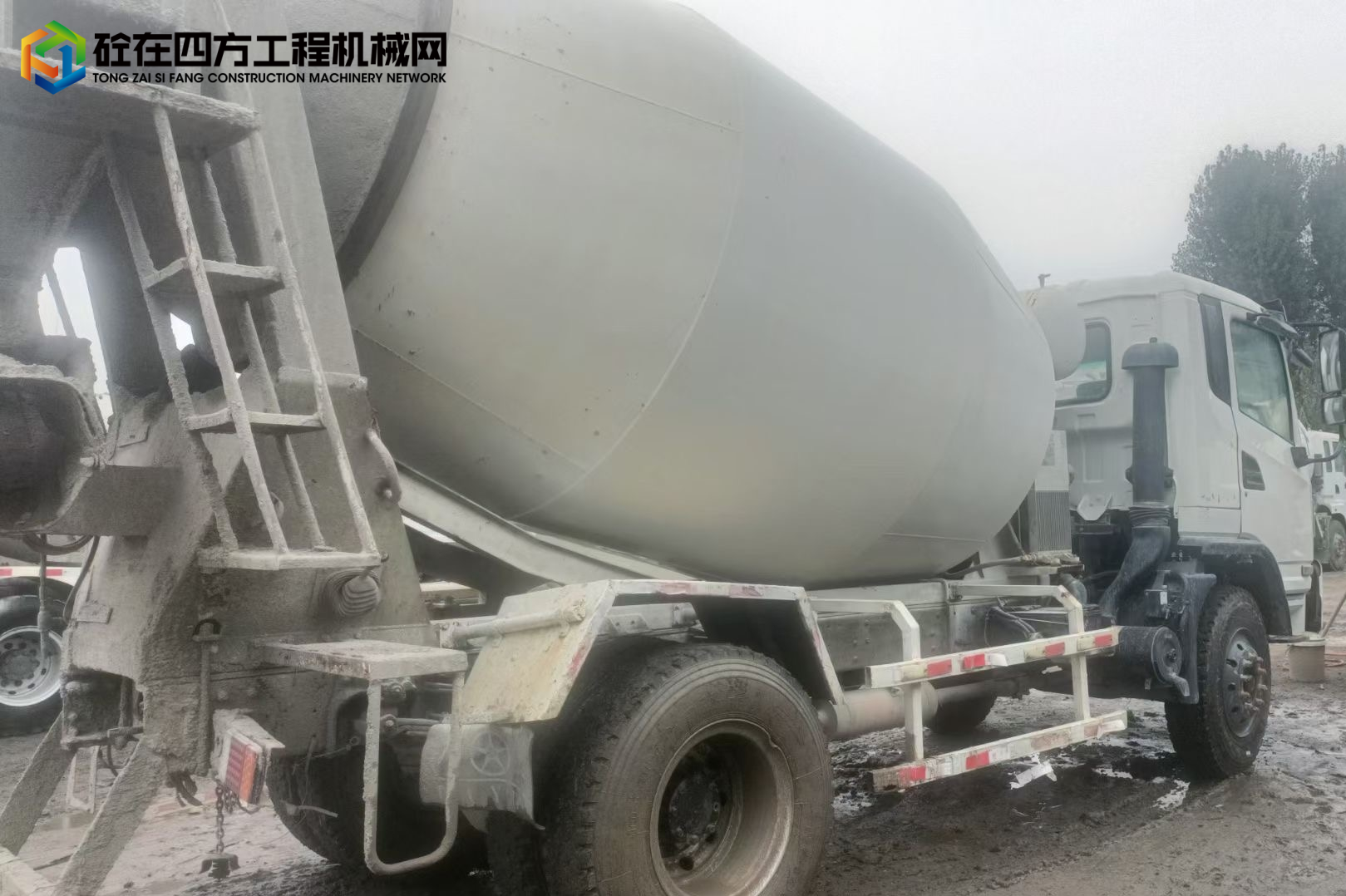 https://images.tongzsf.com/tong/truck_machine/20231026/16539ddb327244.jpg