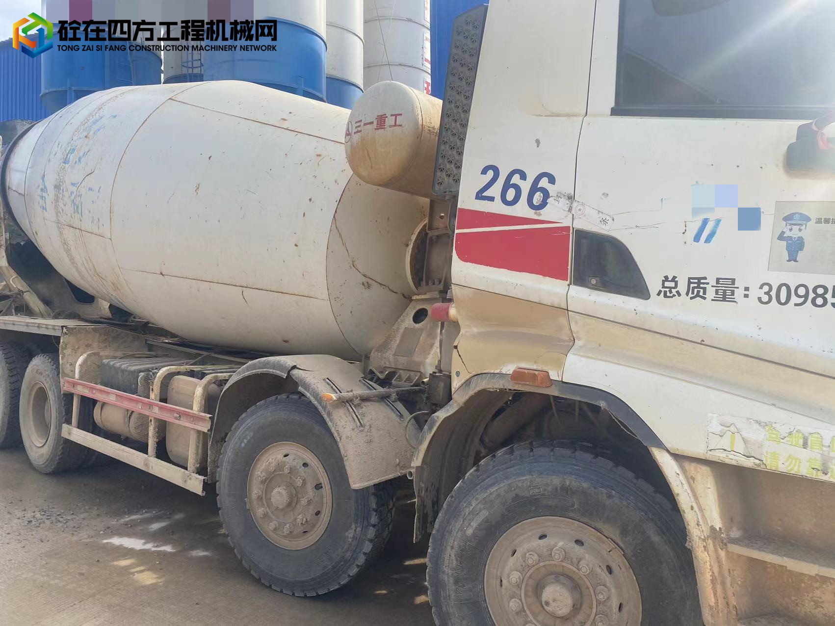 https://images.tongzsf.com/tong/truck_machine/20231026/1653a10e74db89.jpg