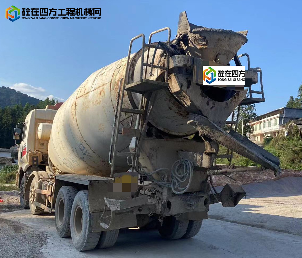 https://images.tongzsf.com/tong/truck_machine/20231026/1653a10ec38cd4.jpg