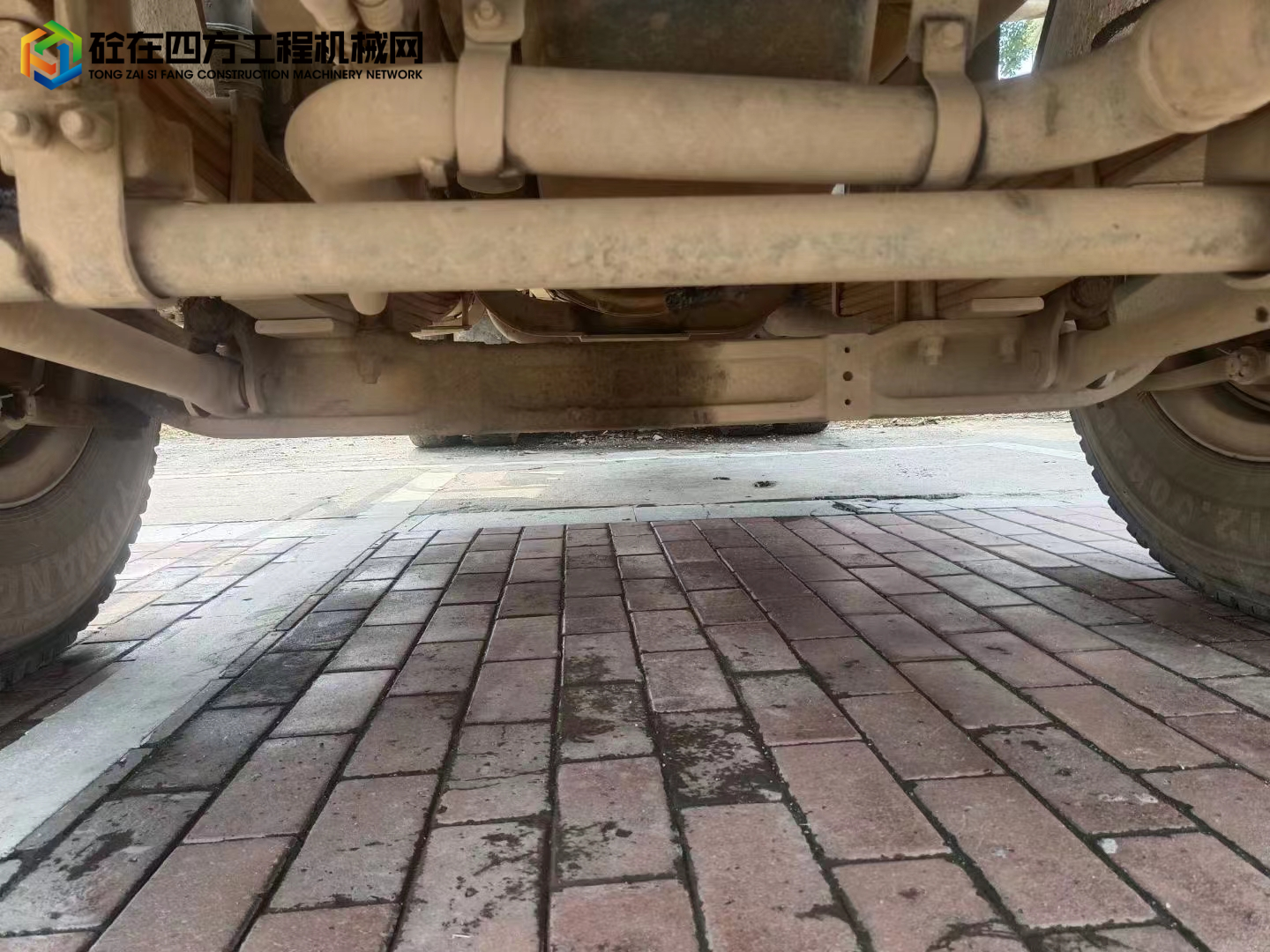 https://images.tongzsf.com/tong/truck_machine/20231030/1653efce7c44ab.jpg