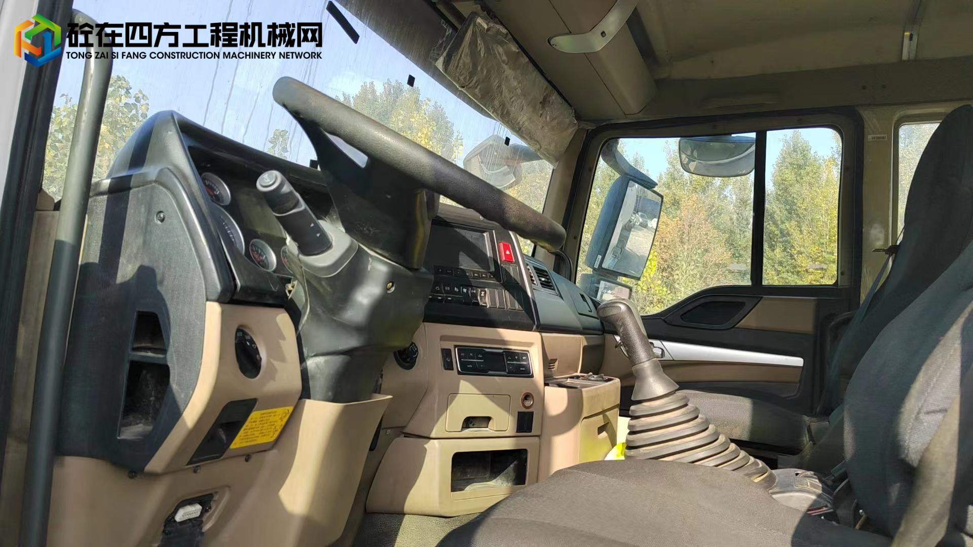 https://images.tongzsf.com/tong/truck_machine/20231106/165487eddb86b9.jpg