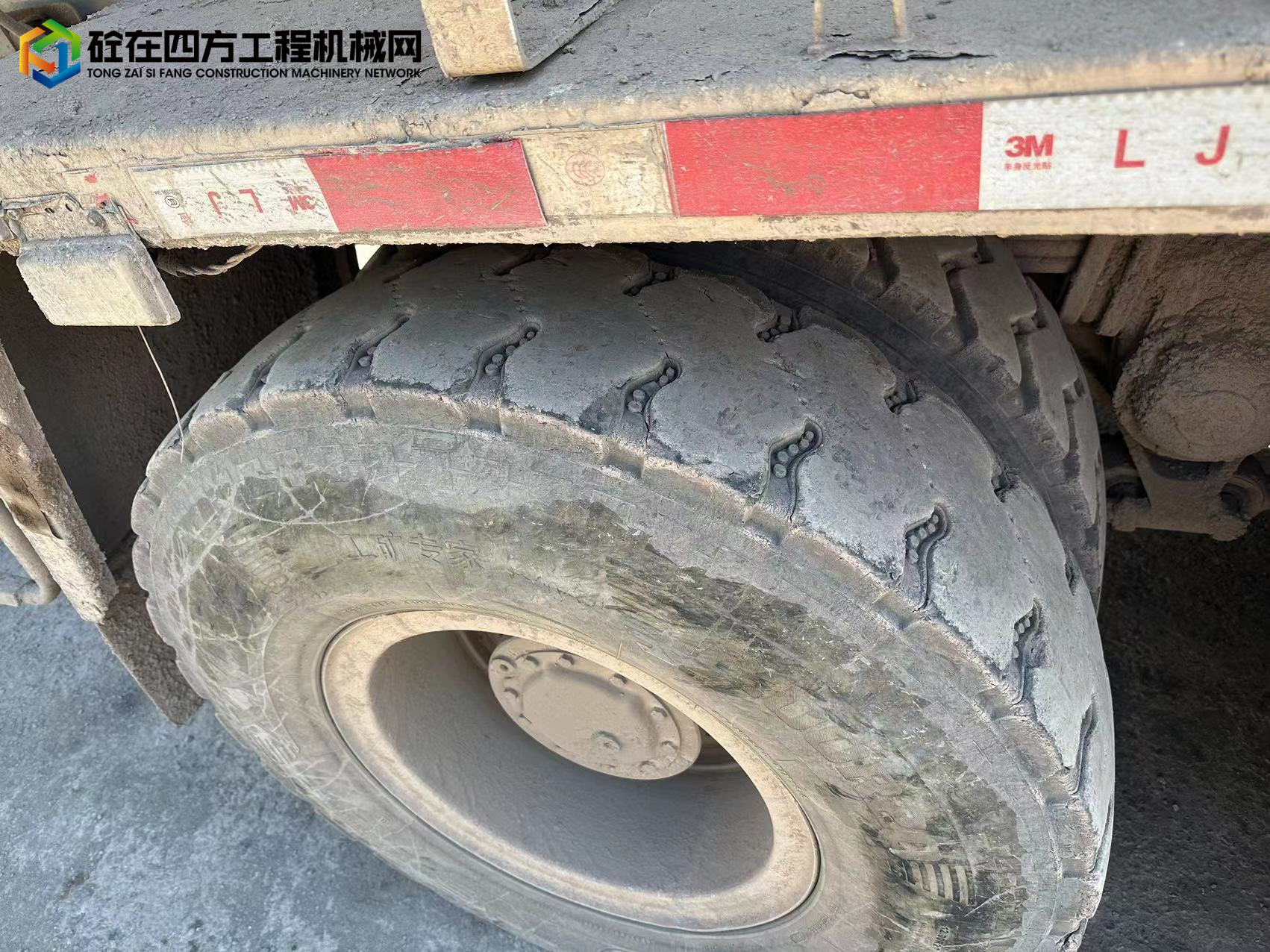 https://images.tongzsf.com/tong/truck_machine/20231106/16548aa0c58af7.jpg