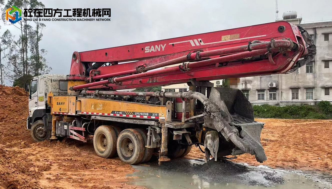 https://images.tongzsf.com/tong/truck_machine/20231107/1654993f26b252.jpg