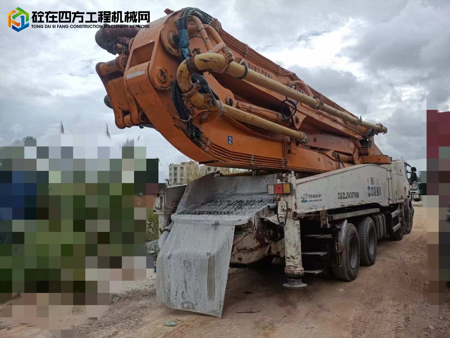 https://images.tongzsf.com/tong/truck_machine/20231108/1654aed7102ba6.jpg