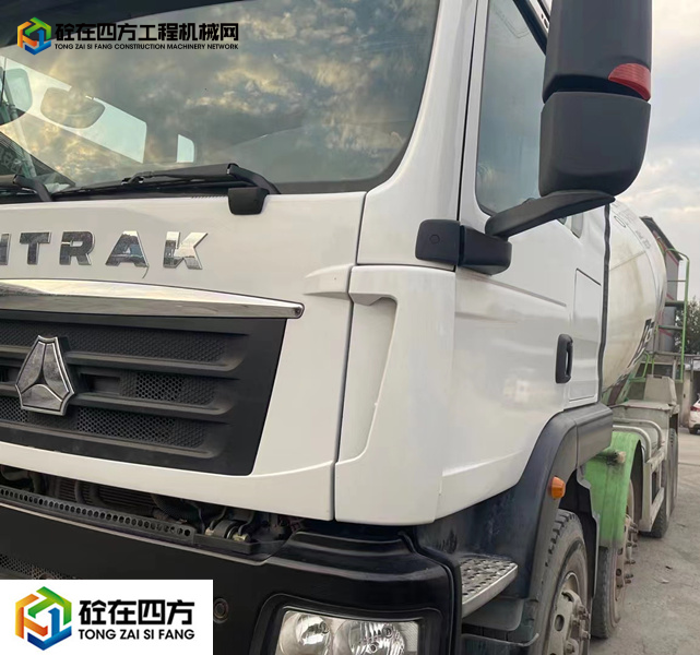 https://images.tongzsf.com/tong/truck_machine/20231108/1654b2e5fbfc62.jpg