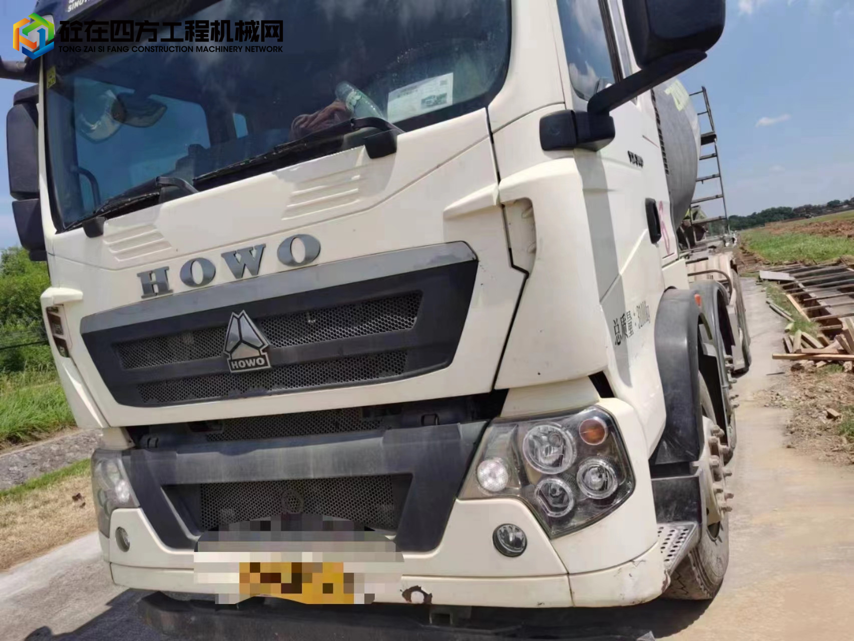 https://images.tongzsf.com/tong/truck_machine/20231113/16551eb4fa1063.jpg